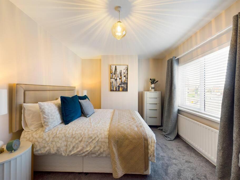 It'S Broadway Baby! Great House Close To City Centre Belfast Exterior photo